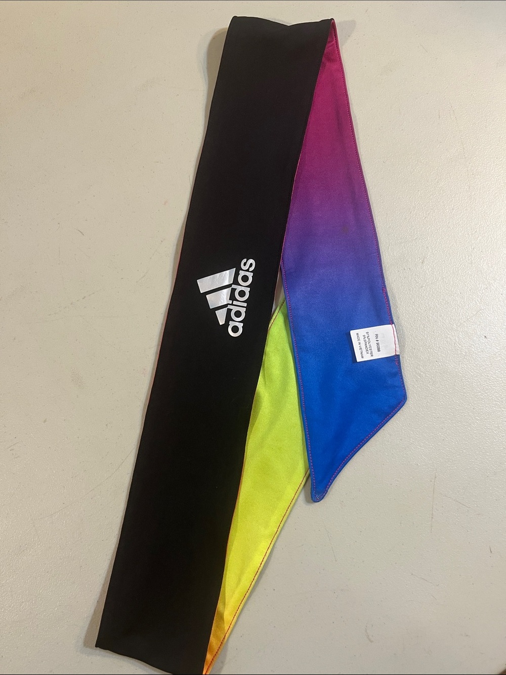 adidas Black Headband with Pink-to-Blue Gradient and Neon Yellow Interior